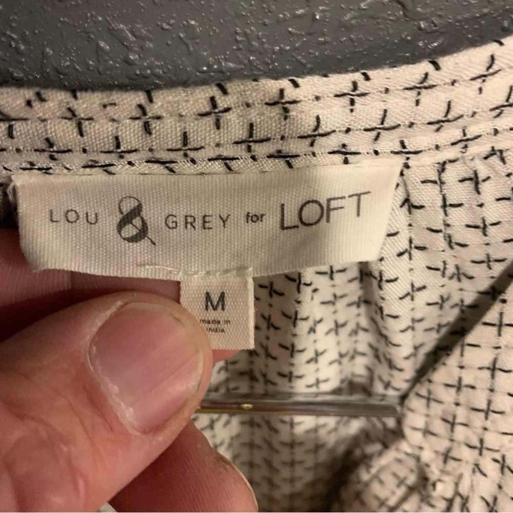 Women’s Loft Blouse - Picture 2 of 5